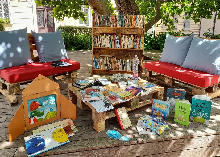 Várunk a könyvheti pikniken,  június 14-én szombat délelőtt a Vasváris Csoporttal!