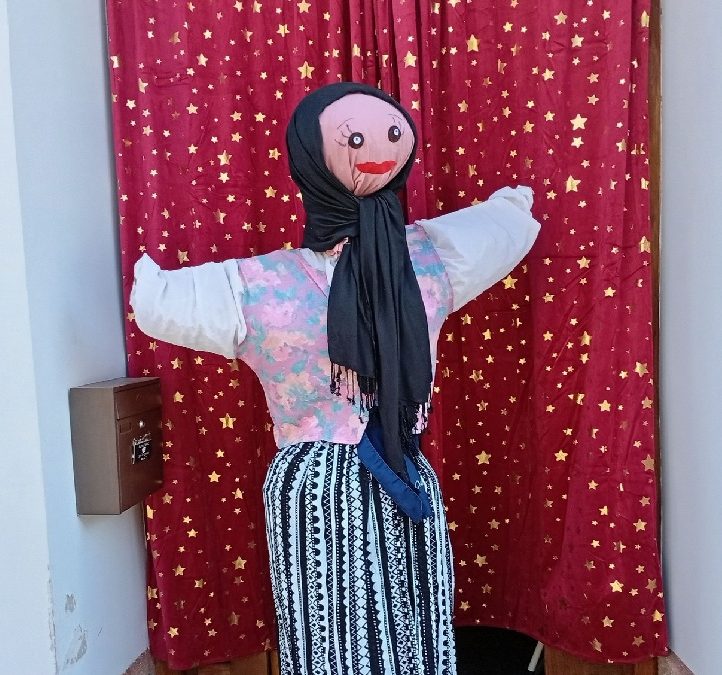 Ma kiállt az Igéző elé, és körbenézett Fehérvár 2026-os gondűző Tél Banyája