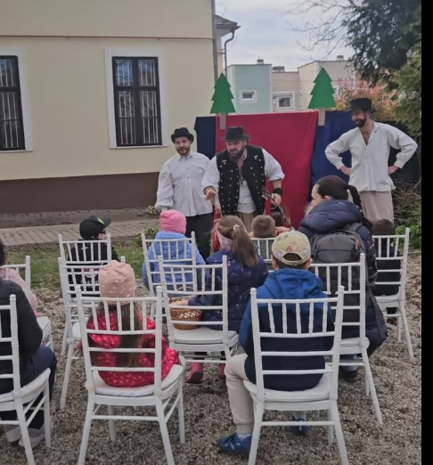 Húsvéti alkotótér és vásárban jártunk. Áldott Húsvétot kívánunk mindenkinek!